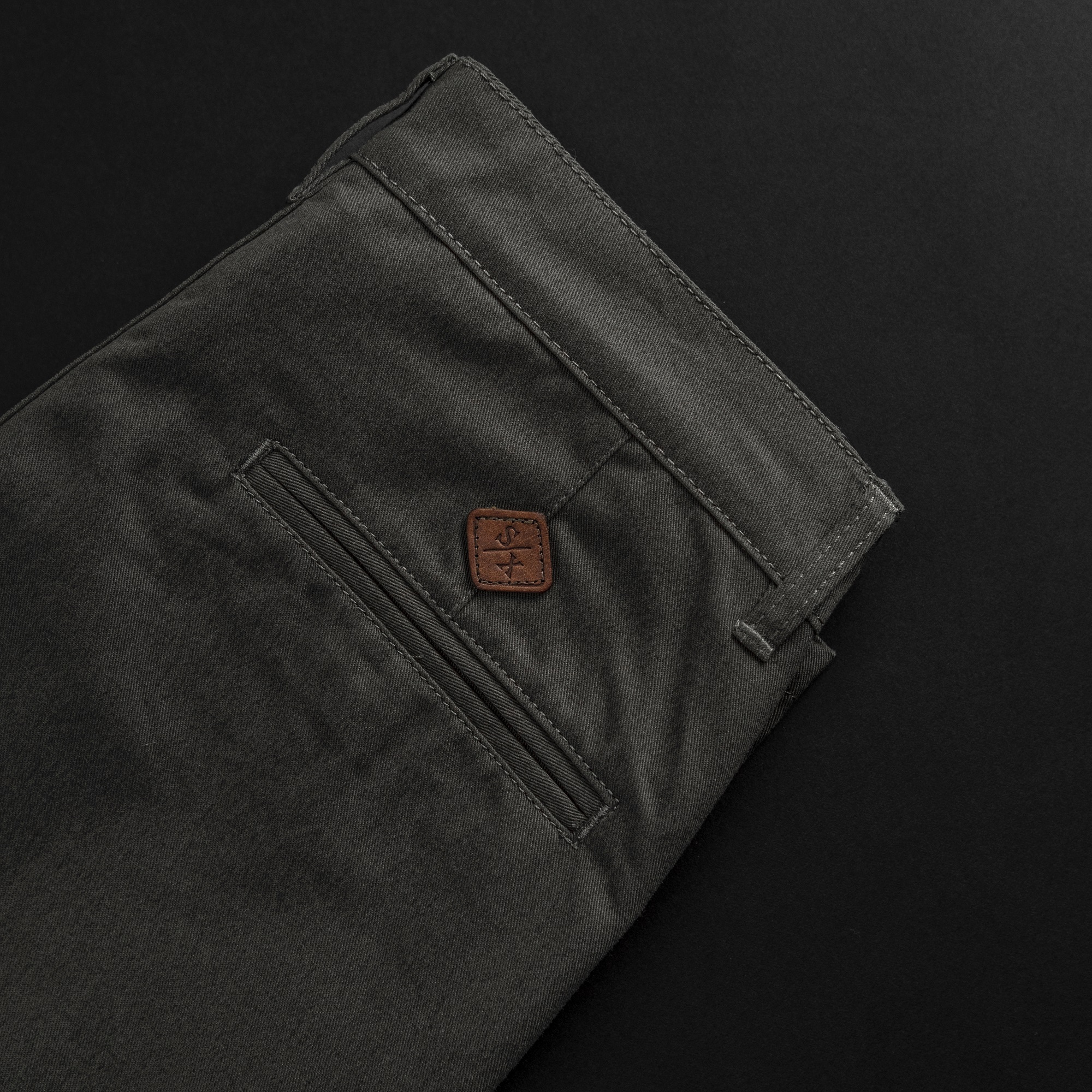 CHAIDEN CHINO  DARK  GREY  SIXPAX